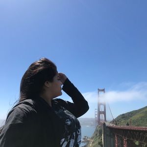 Meet your Posher, Monique